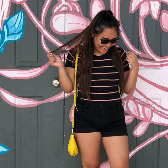 Meet the Posher Other - Meet your Posher, Alyssa